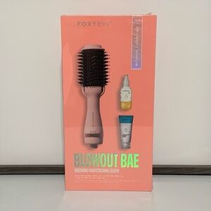 FoxyBae Blush Blowout Bae Dryer Brush Set-New